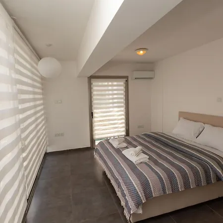 Seline View Duplex By Holidaykeys